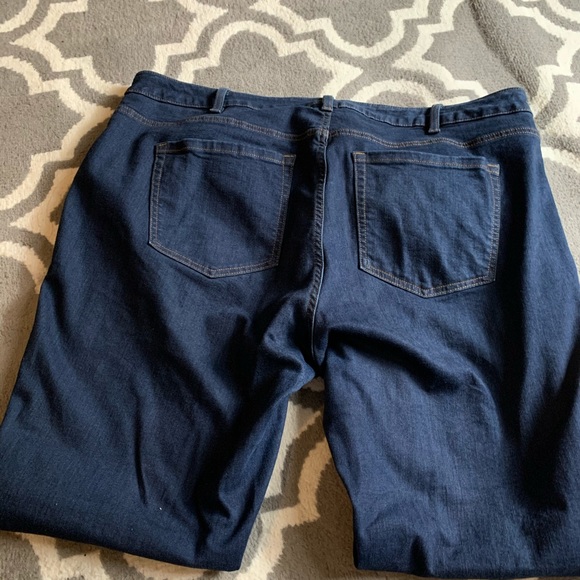 Dark Wash Skinnies - Picture 4 of 4